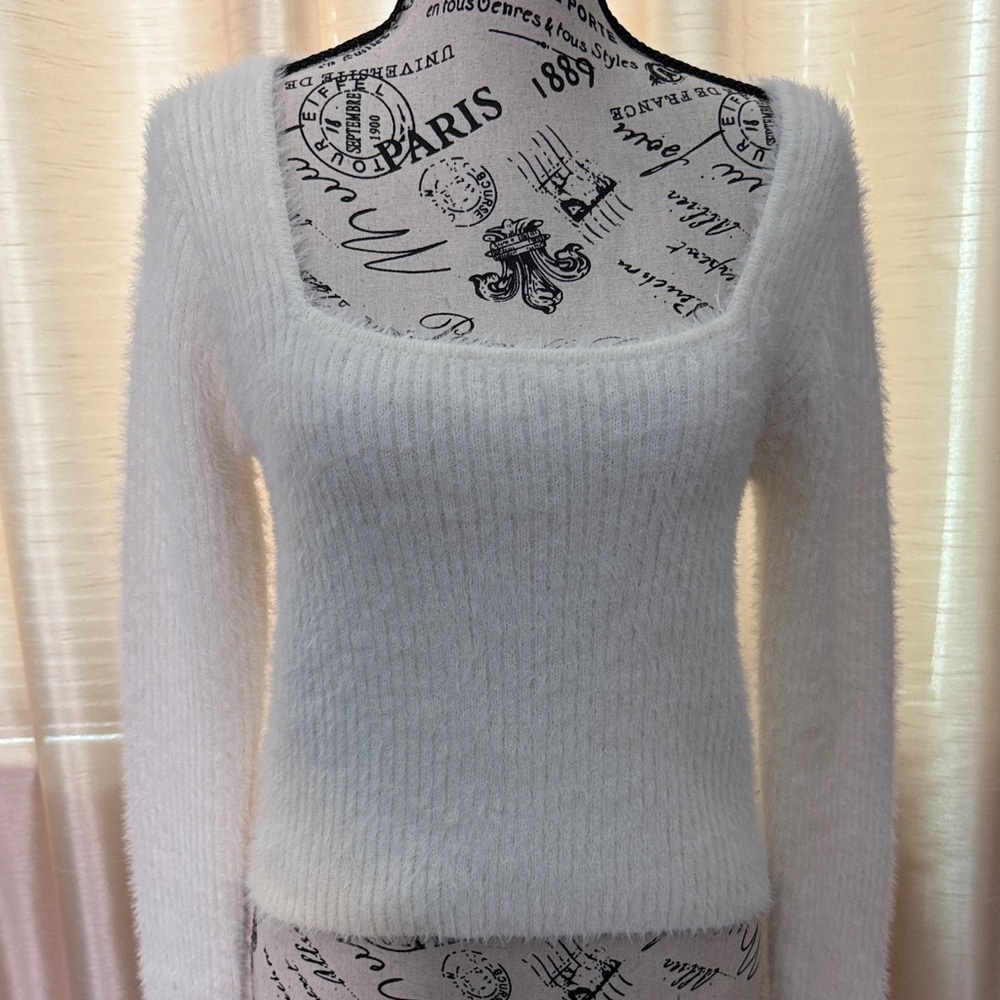 Sonoma Goods For Life Square Neck Off-White Fuzzy Women's Sweater
